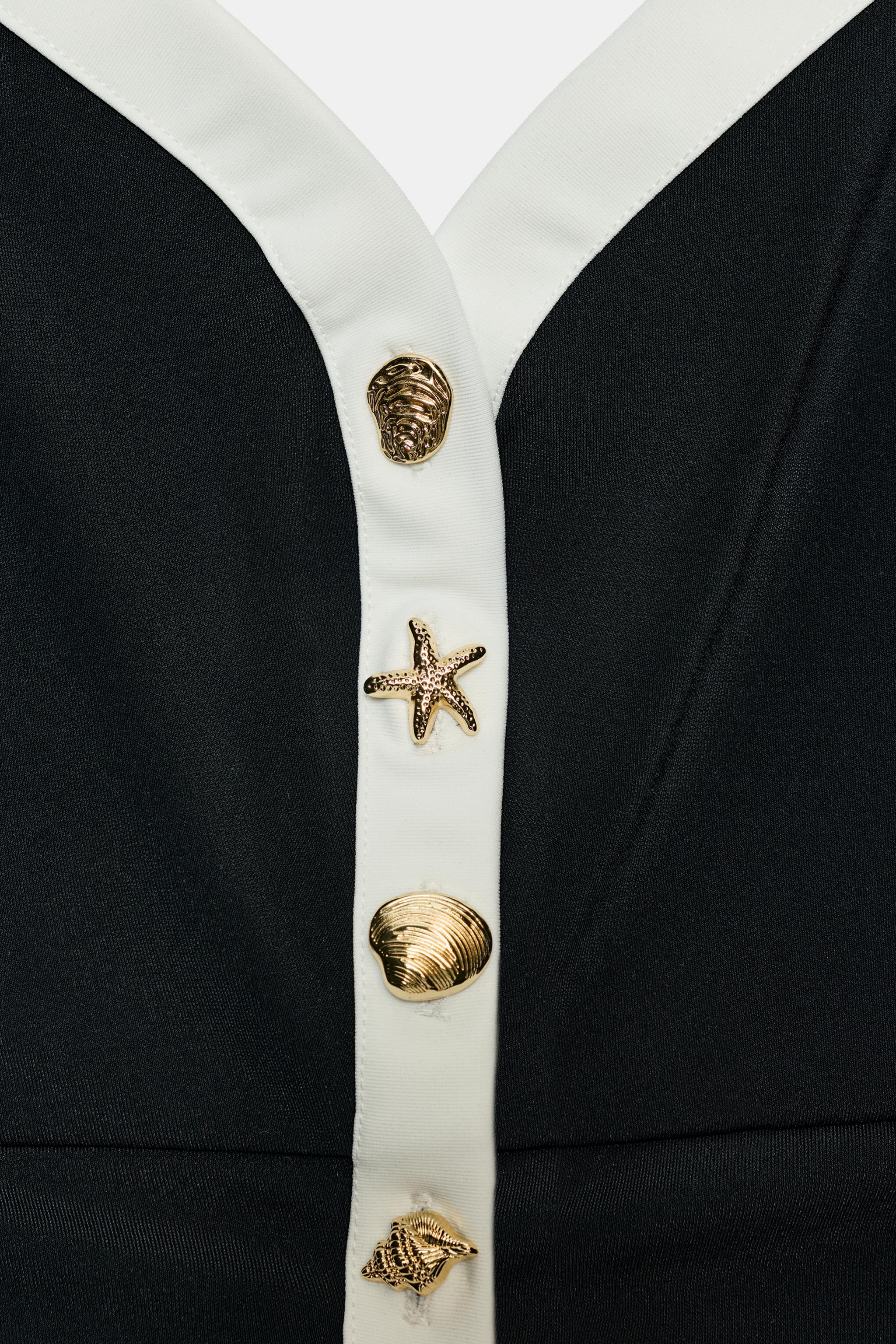 CONTRAST BUTTON TOP